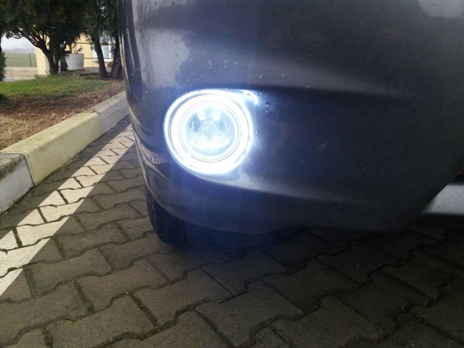 Дневни светлини ангелски очи LED