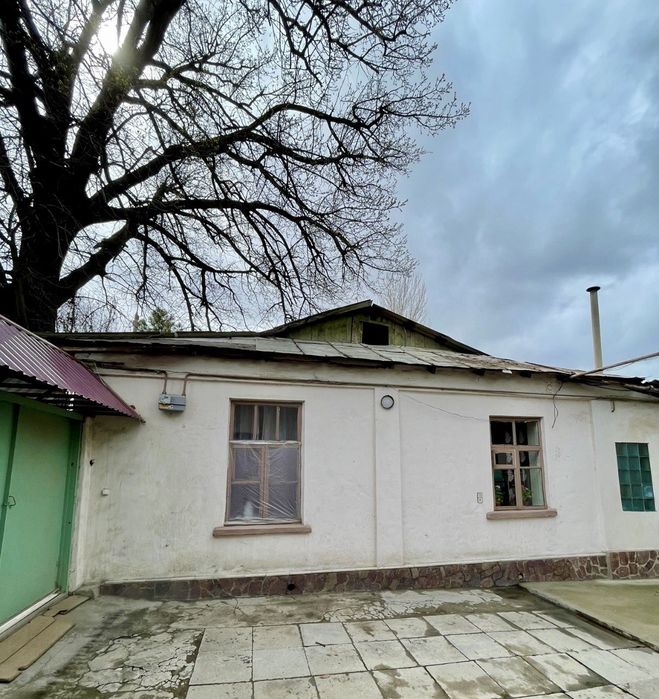 Продаётся свой участок на Никитина  4 сотки под строительство