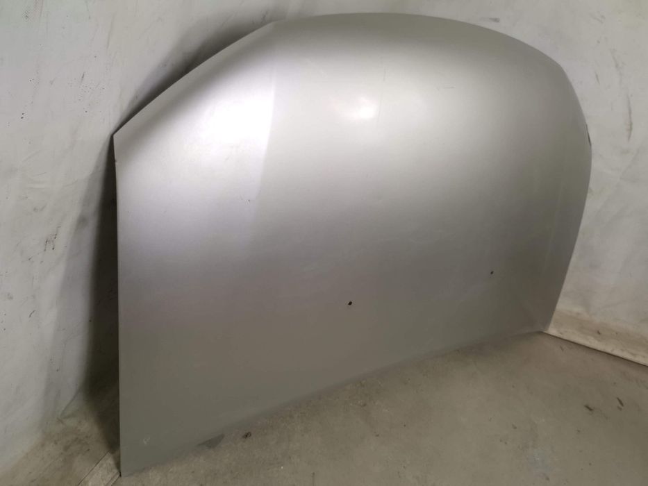 Преден капак Дачия Сандеро 2 / Dacia Sandero 2 [- ] Леко повреден