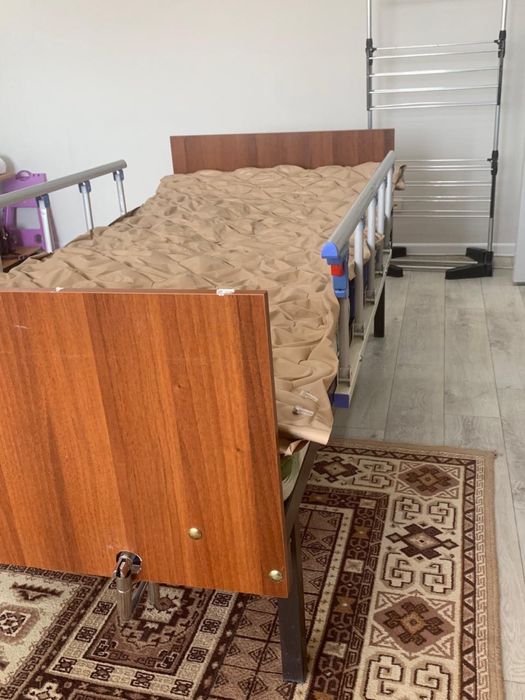 Кровать для инвалидов