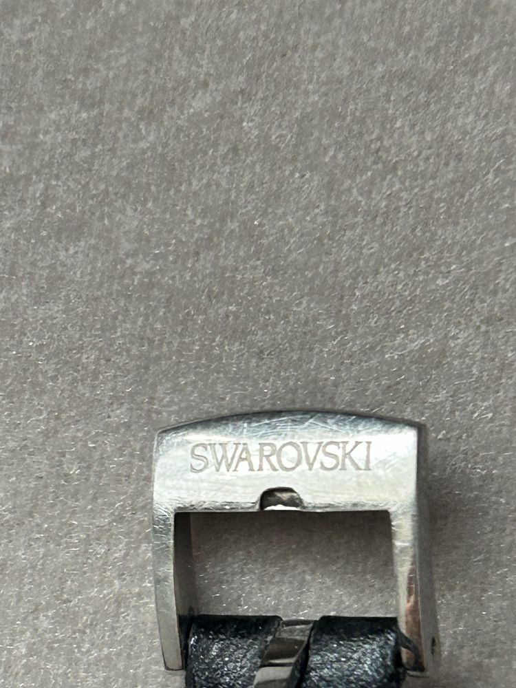 Оригинален часовник Swarovski