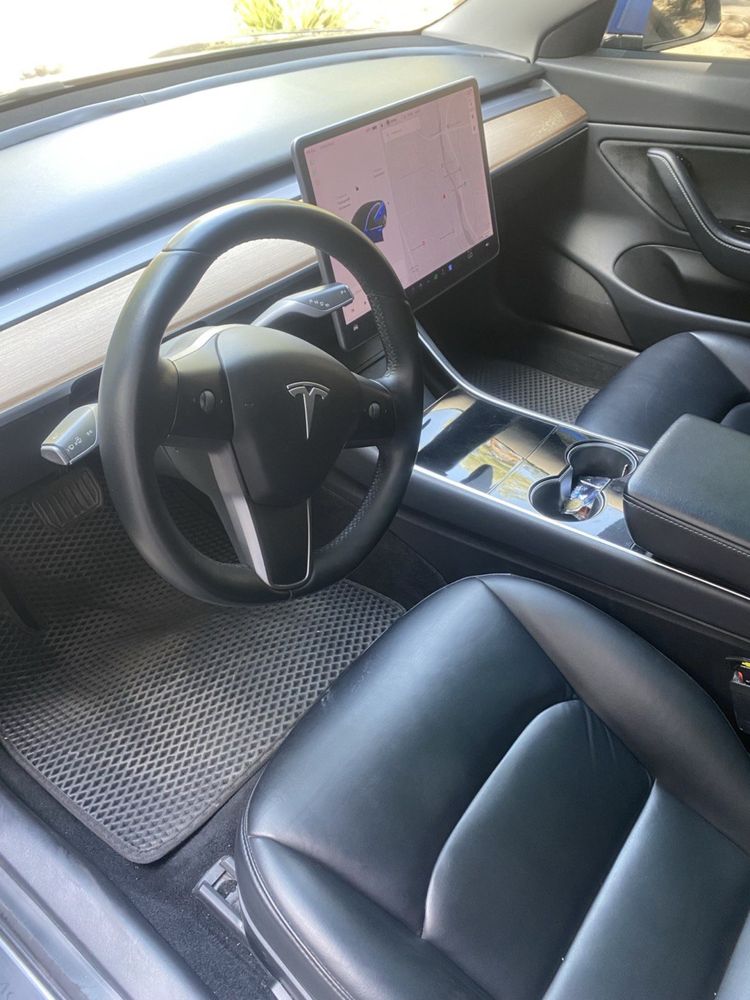 Tesla  Model 3 Dual Motor
