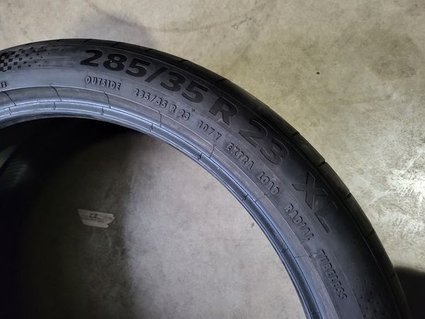 285/35/23 Continental 2бр