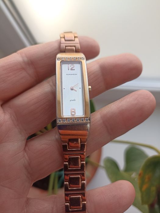 Продам часы Romanson