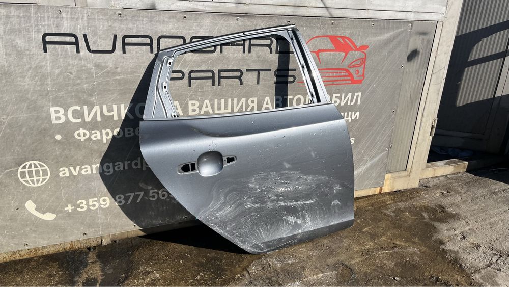 Задна дясна врата Volvo V40 (2012-2019)