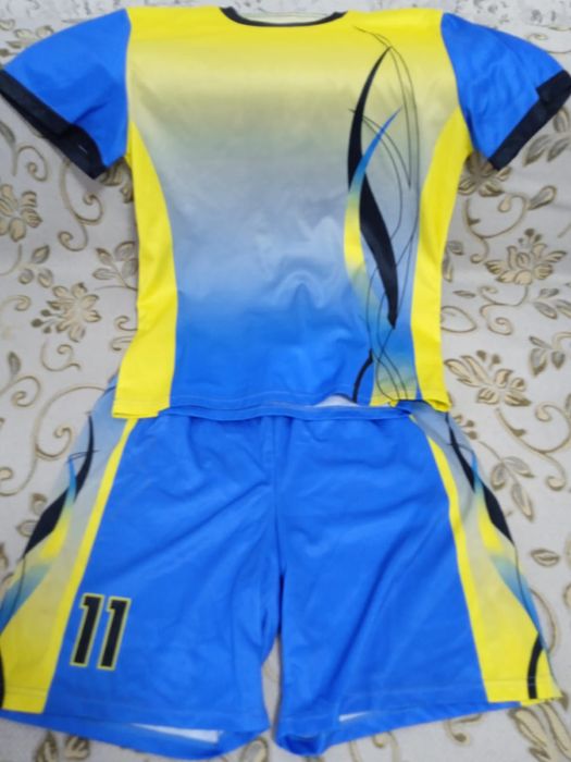 Волейбольная, футбольная форма