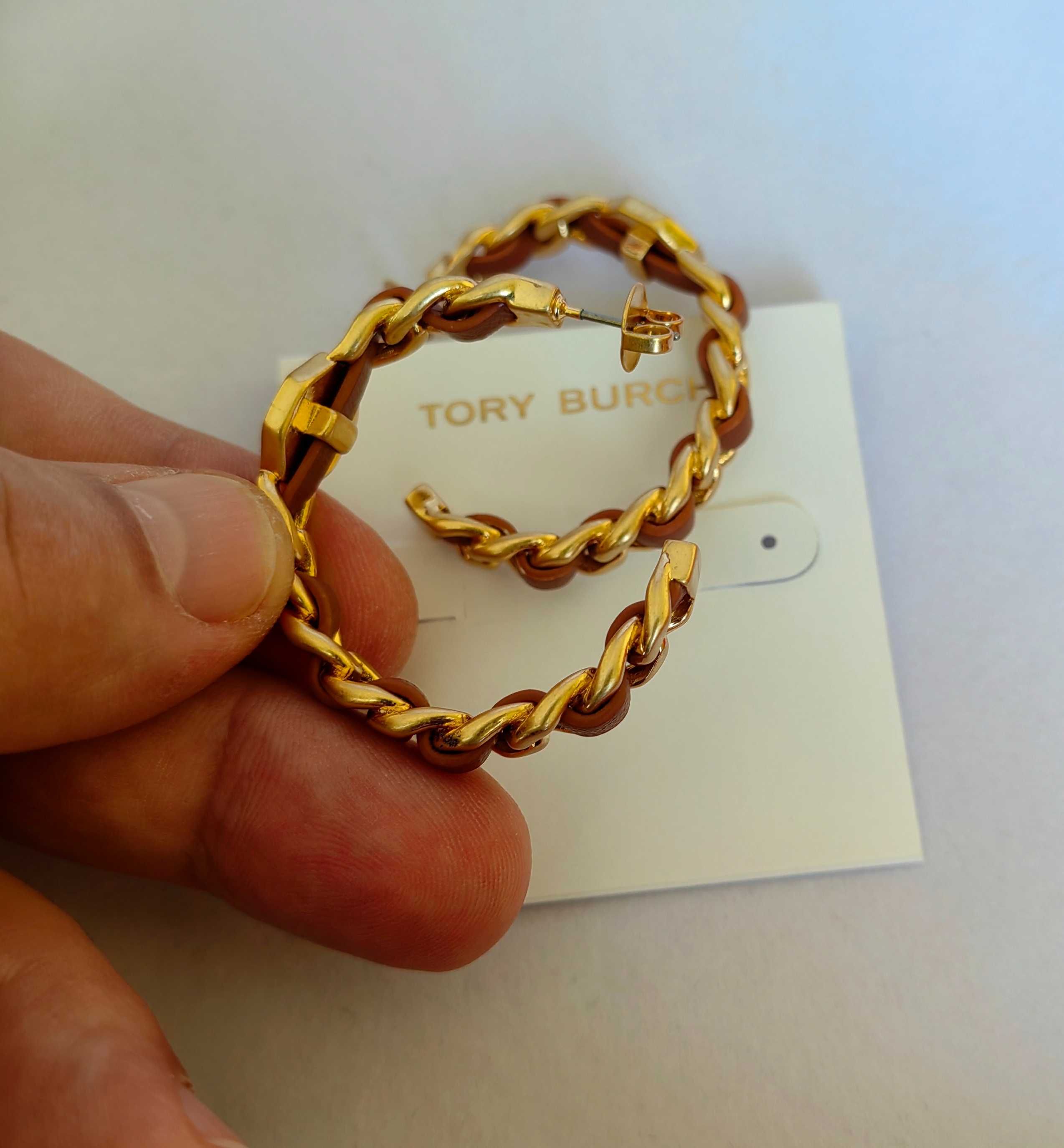 Обеци Tory Burch - Kira enamel hoop earrings