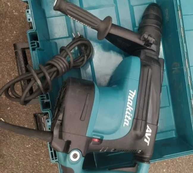 Перфоратор Makita HR 5211 C