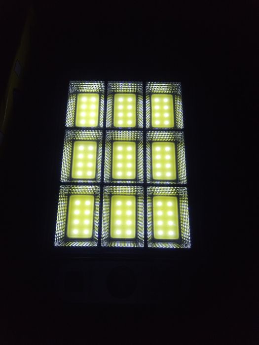 Соларна, сензорна, дворна лампа