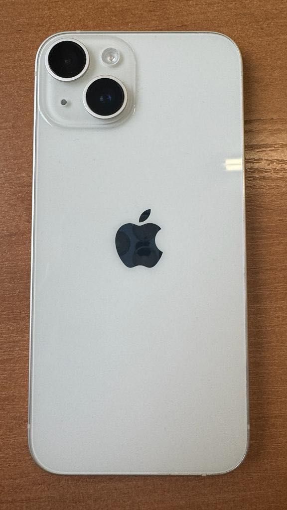 Iphone 14 pentu piese ( placa de baza defecta )