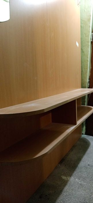 Cuier din pal cu oglinda