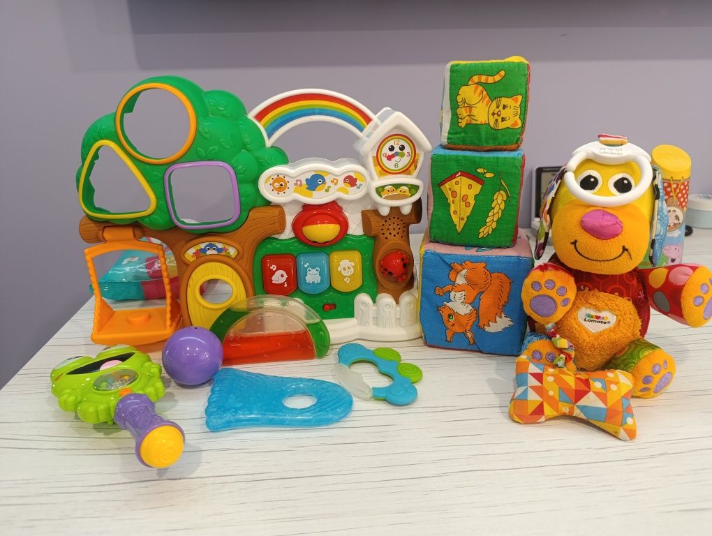 Лот играчки музикална къщичка