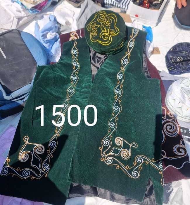 Продам национальные желетки и тюбитейки