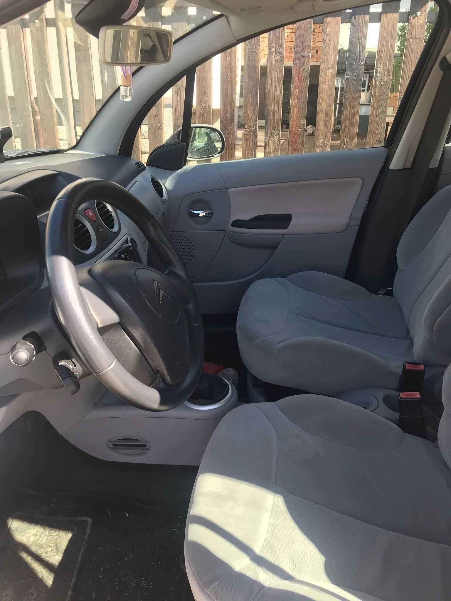 автомобил Citroen C3