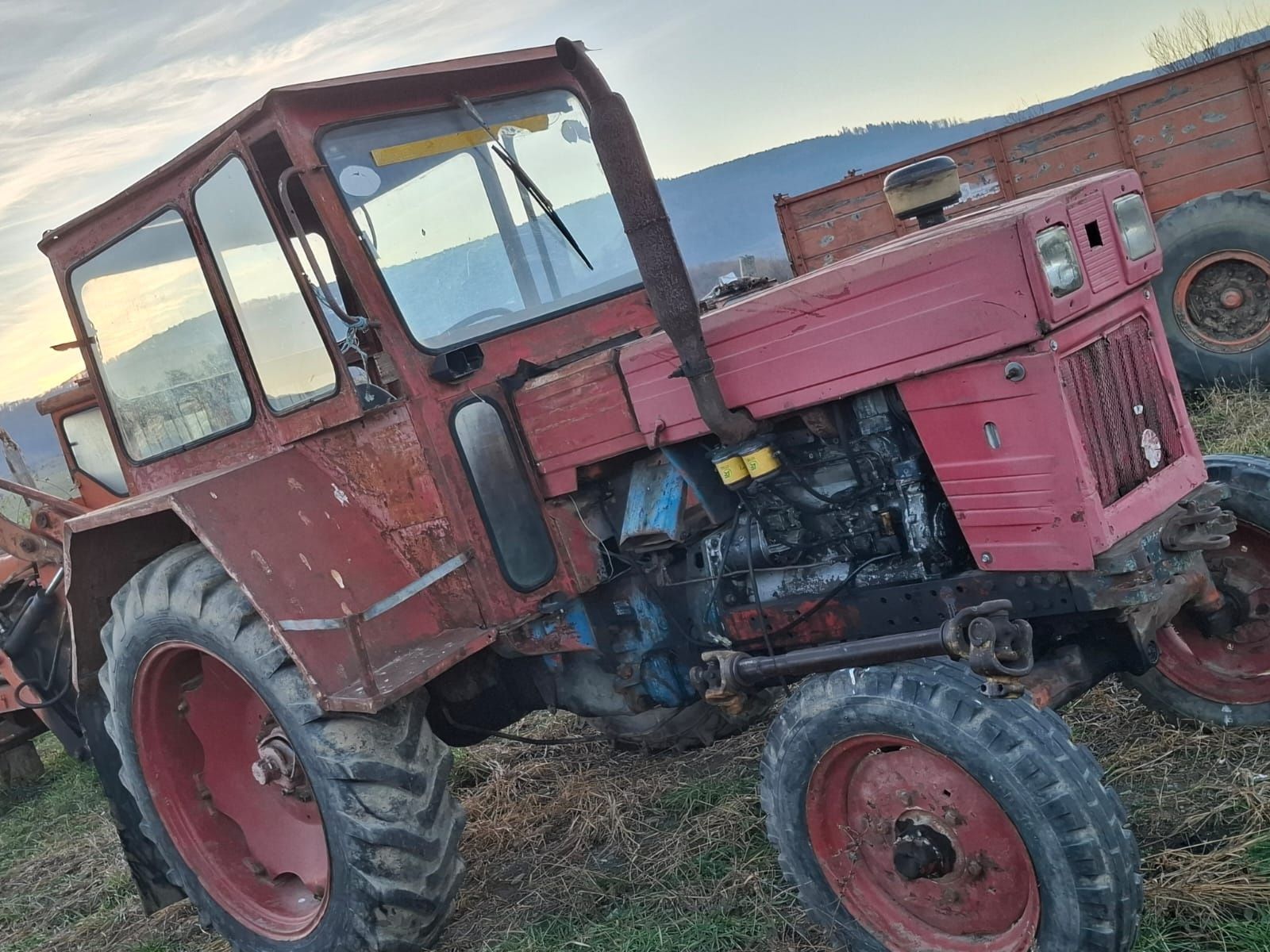 Vând tractor u650