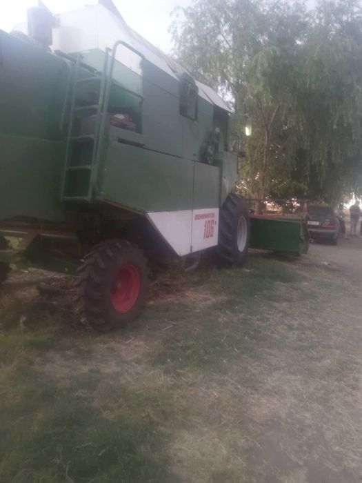 Claas dominator 106
