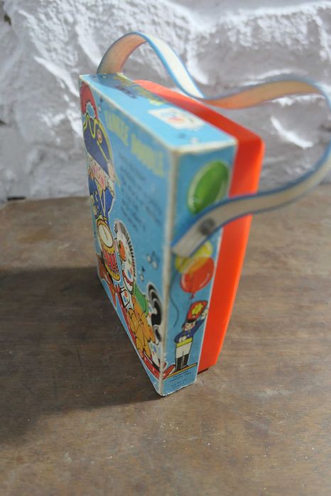 Vintage 1970s Fisher Pocket Radio Music Yankee Doodle Toy Muzicuta