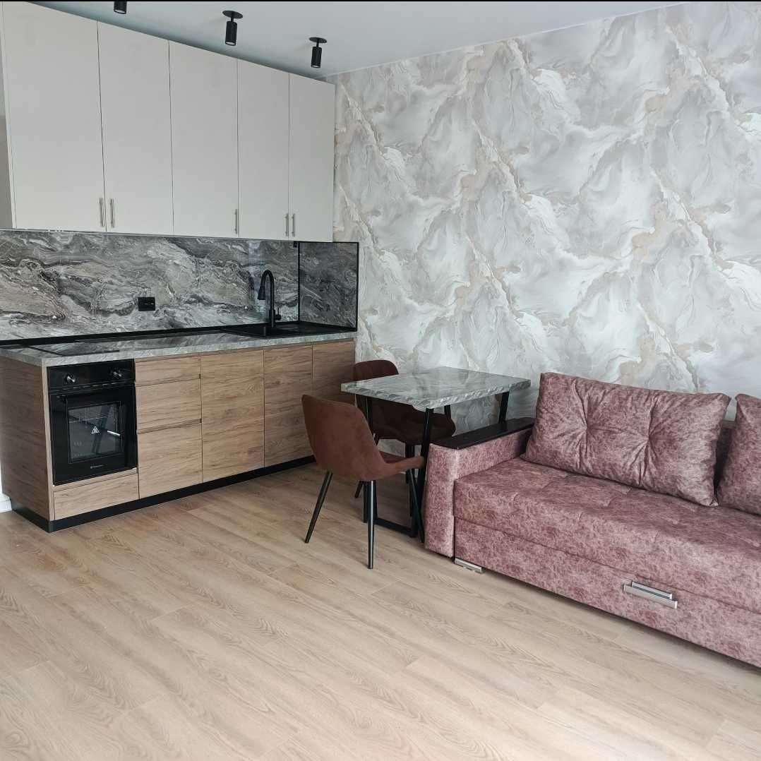 Комната на длительное время.  Потанина