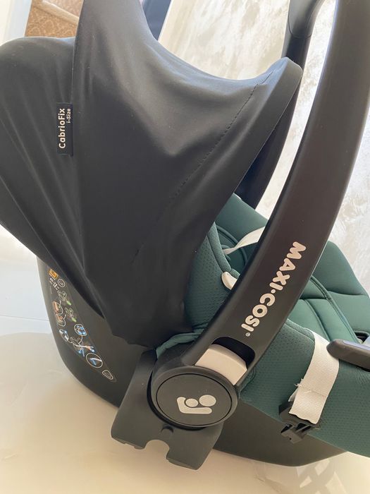 Стол за кола Maxi-Cosi/0м.-12м./Cabrio Fix i-Size Ess.Green + ПОДАРЪК