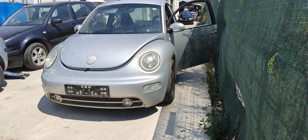 Vindem piese rezultate din dezmembrarea unui Volkswagen Beetle
