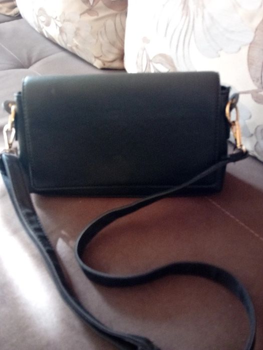 Няколко различни чанти