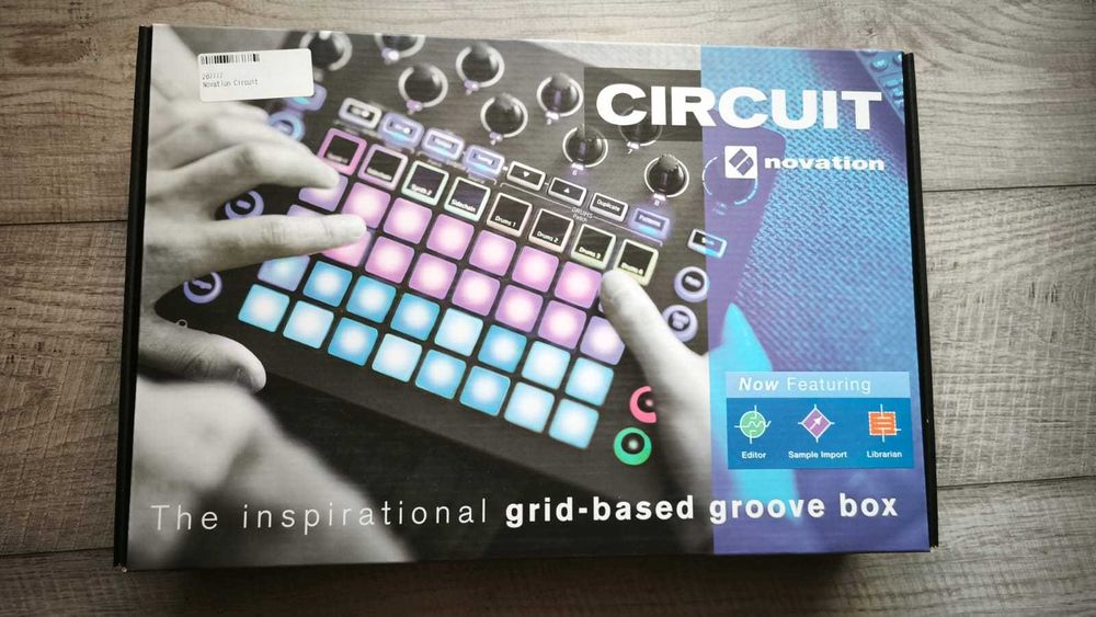 Novation Circuit Groove box Synthesizer Drum machine Garanție