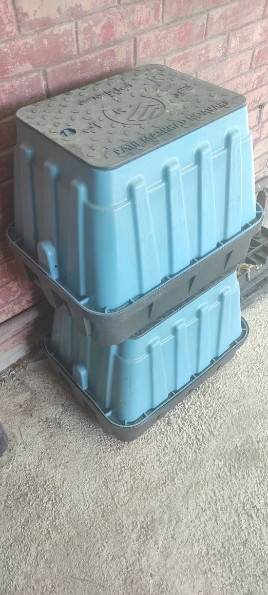 Пластиковый ящик для счетчика воды