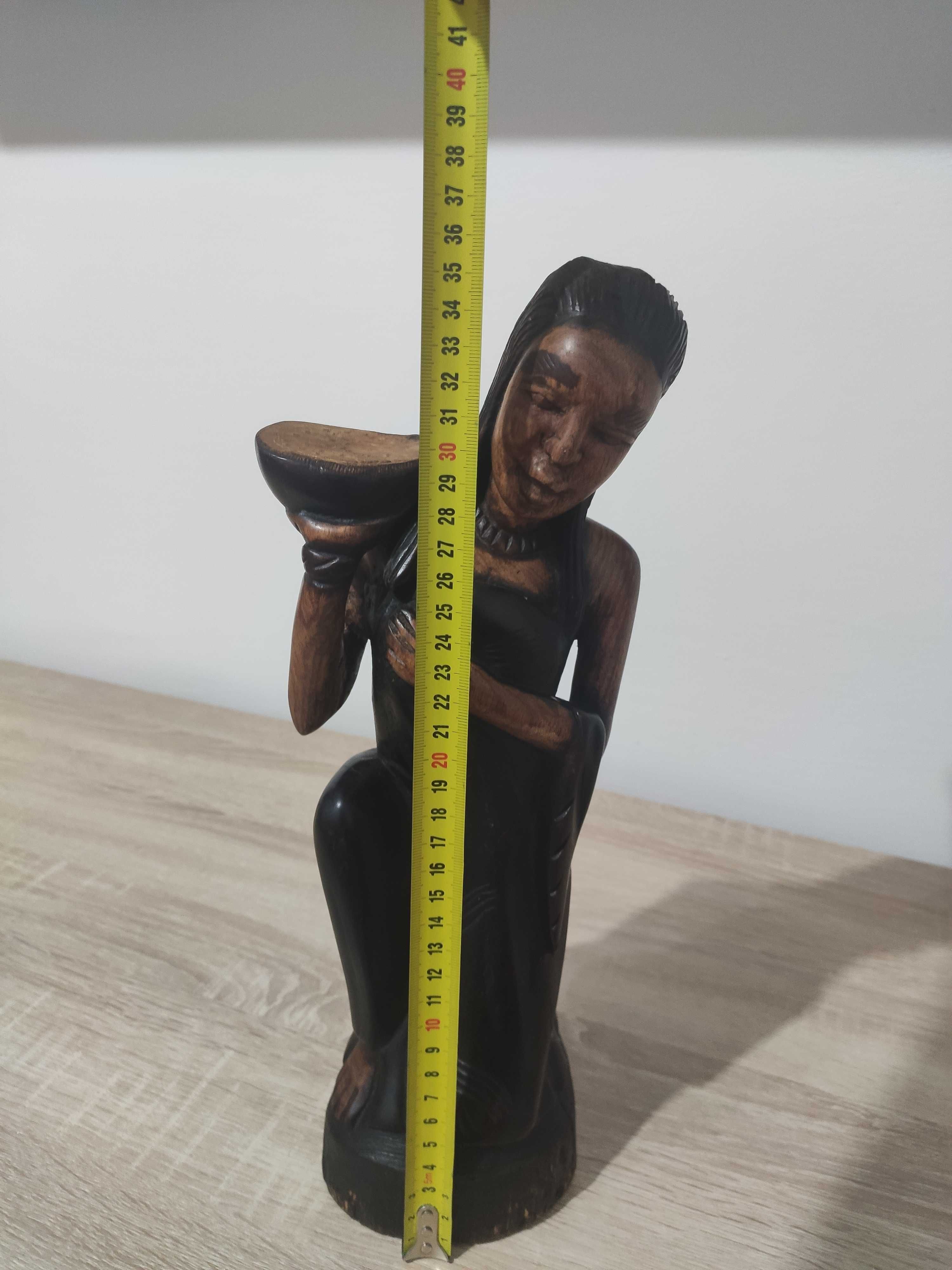 Statueta africana sculptata manual din lemn de esenta rara