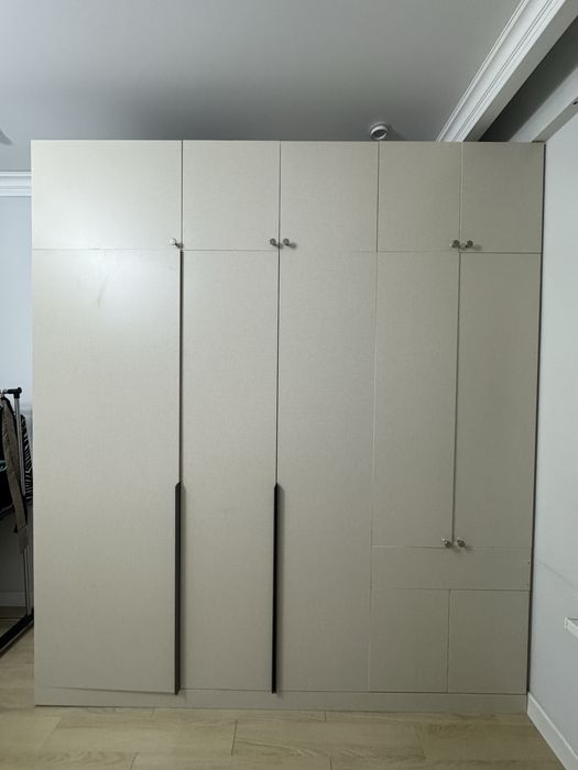 Продам шкаф для одежды