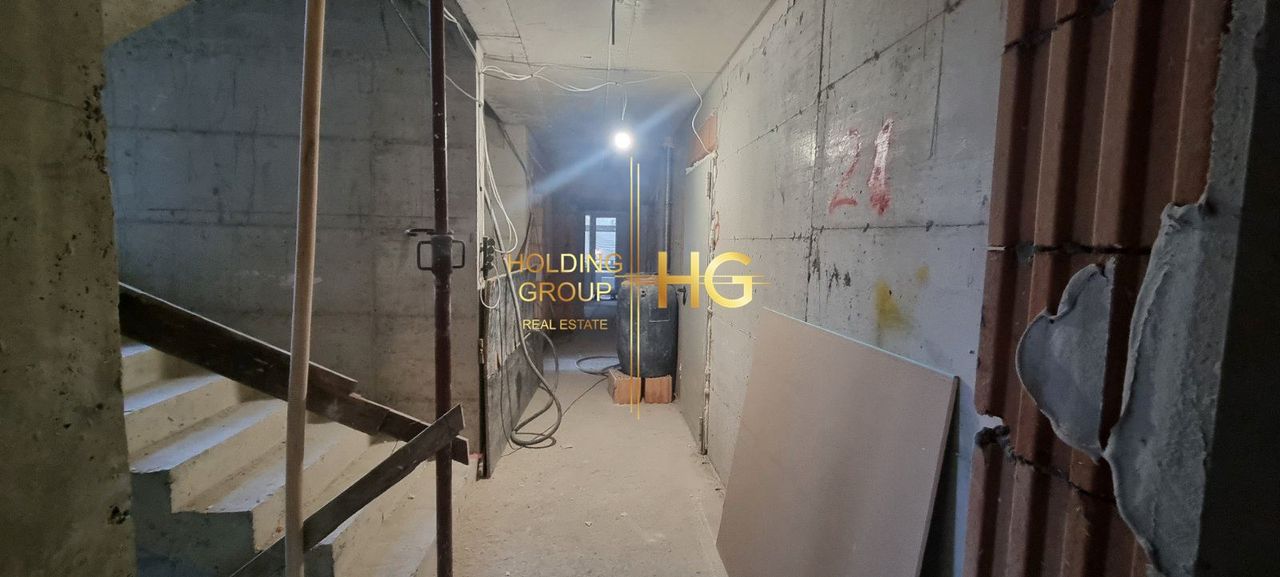 Продава се Тристаен апартамент в Варна, Левски - 99 кв.м за 1445 €/кв.м - Снимка #11