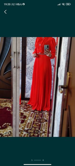 Rangi sochniy, hozirgi fasondagi boutique dan olingan qimmat kuylak