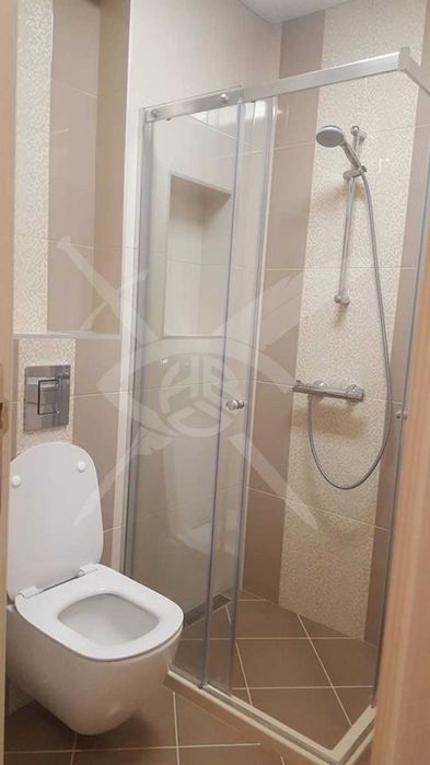 Дава се под наем Двустаен апартамент в Варна, Център - 60 кв.м за 400 € - Снимка #4