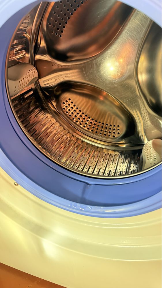 Продаю стиральную машину Haier 7 kg