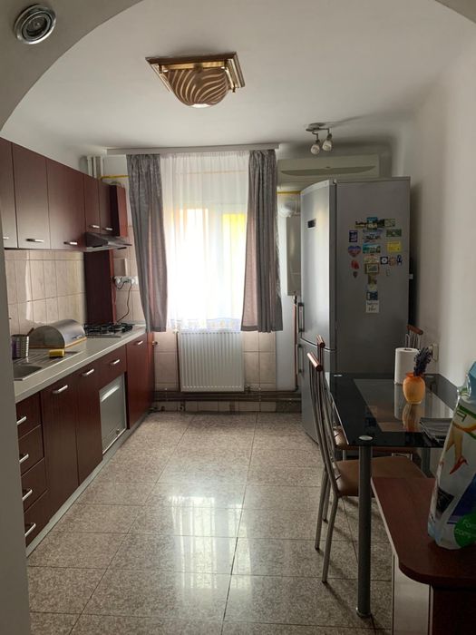 Apartament 3 camere rovine, dezrobirii G-uri