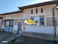 De vanzare casa 5 camere, 1092mp teren, Vintu de Jos