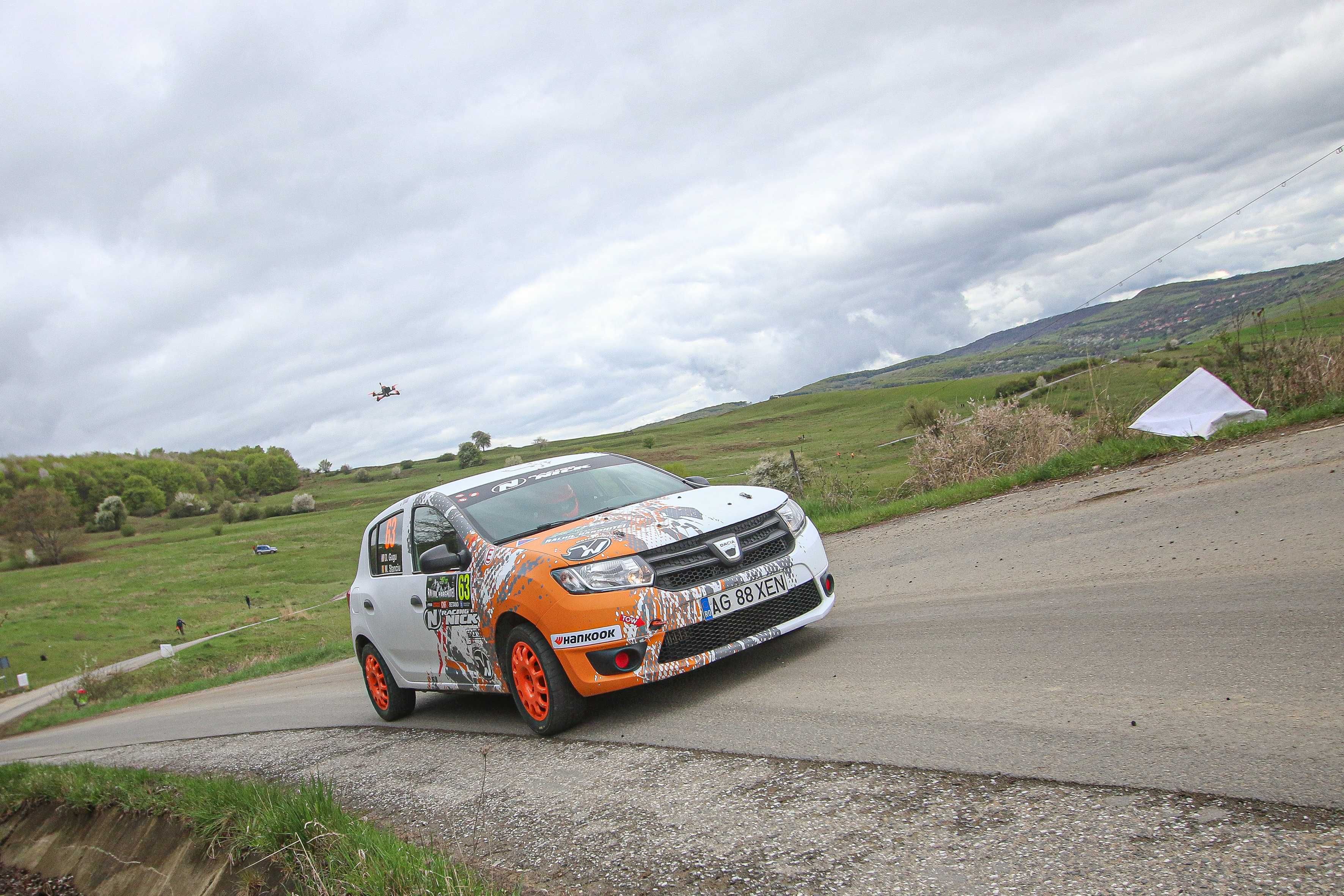 Vand Dacia Sandero - autoturism omologat pentru competitii sportive