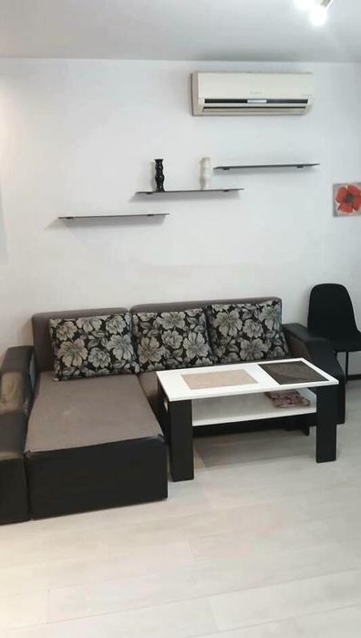 Дава се под наем Двустаен апартамент в Пловдив, Кършияка - 65 кв.м за 375 € - Снимка #2