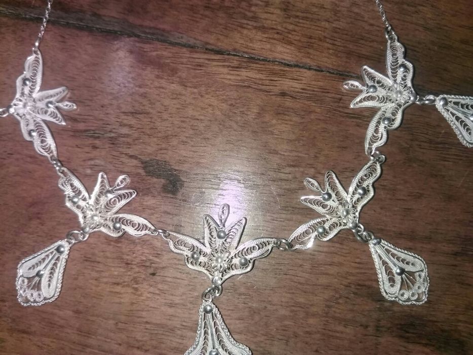 Продавам Шотландска сребърна филигранна антикварна огърлица