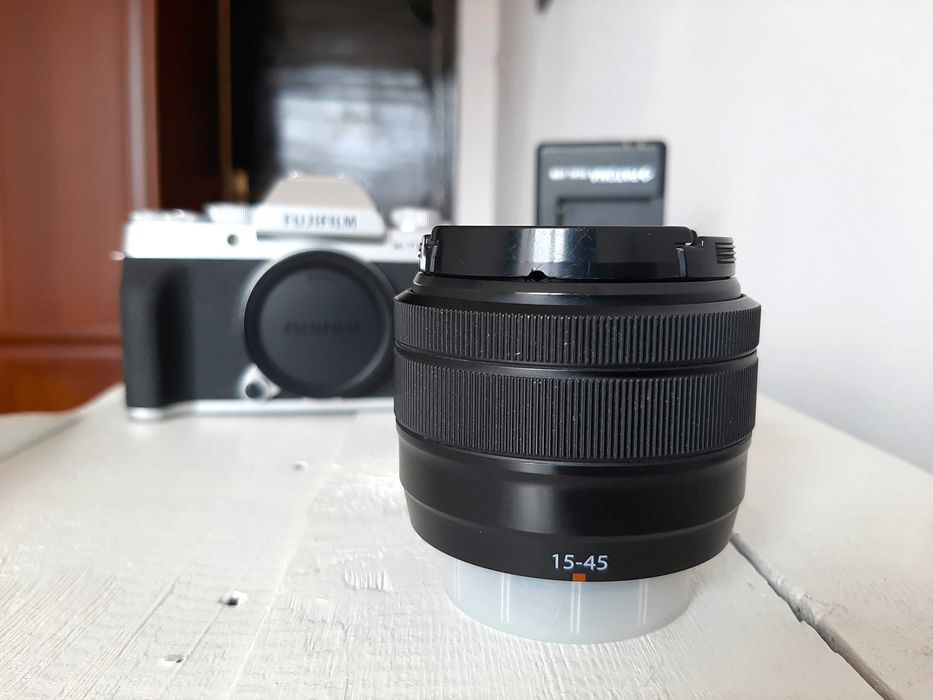 FUJIFILM X-T200 с обектив 15-45 mm