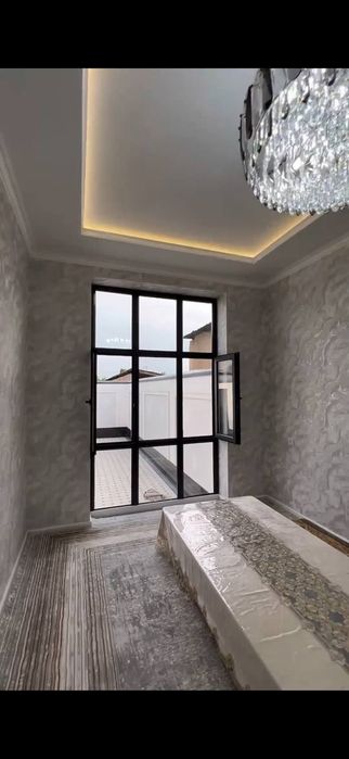 Yangi uy Orom kafe yonida sotiladi