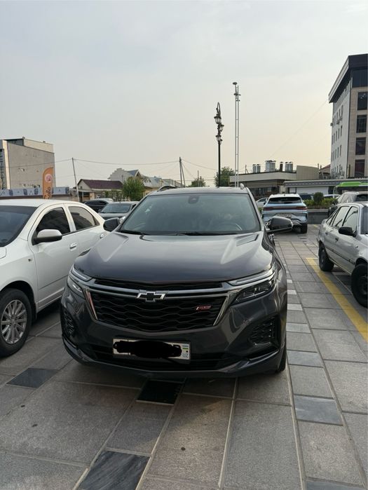 Chevrolet Equinox mokriy