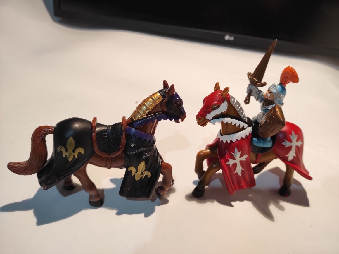 Figurine Cai și cavaler -asemanator cu Papo