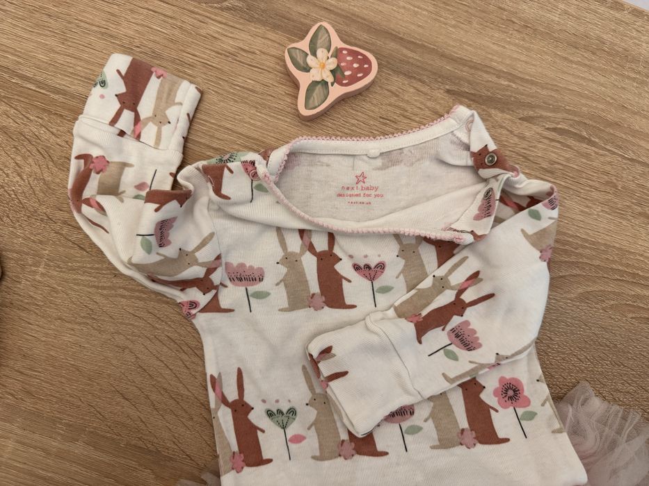 Set 2 pijamale bebe Next 9-12 luni, marime 80