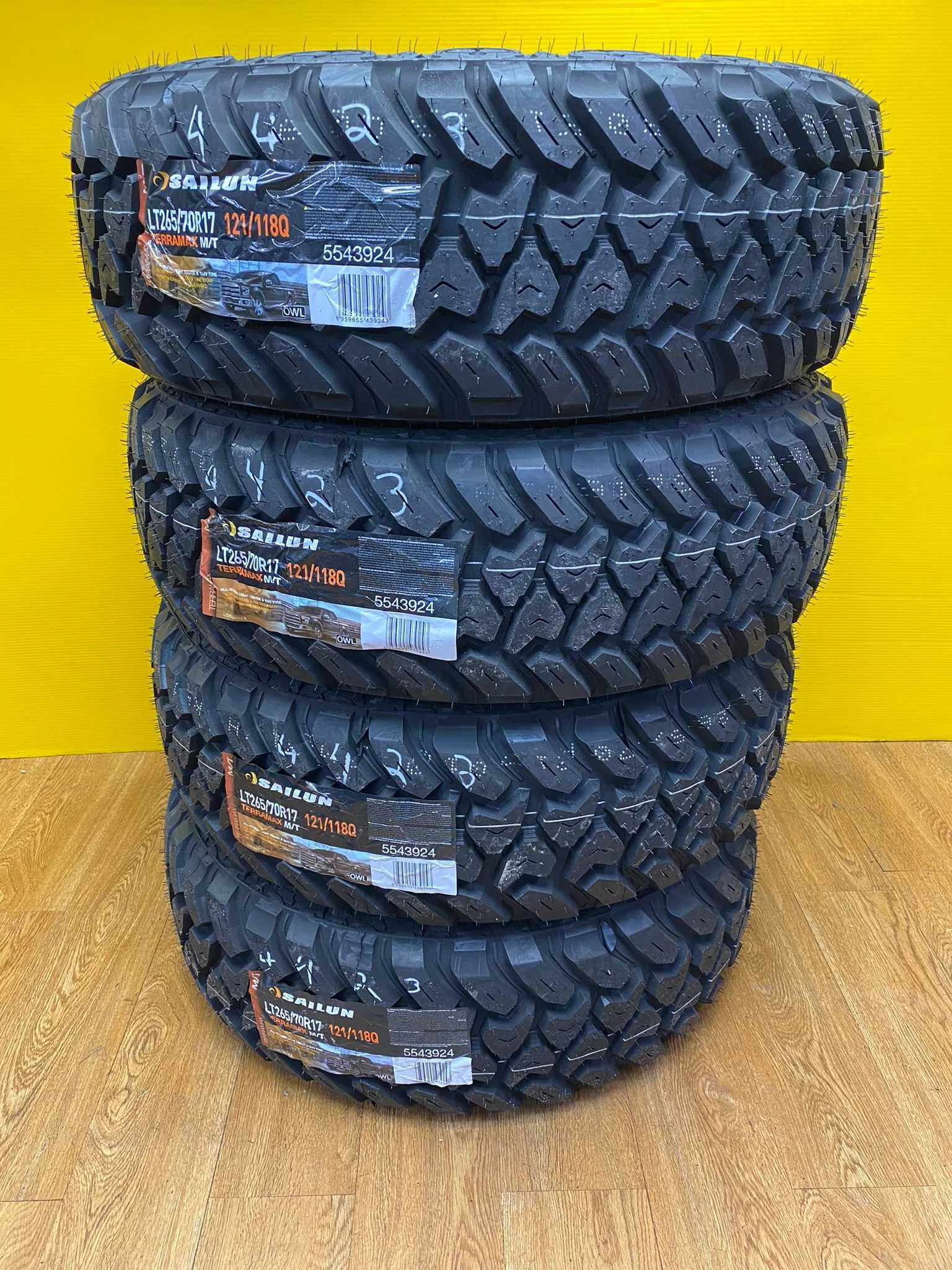 Vand anvelope noi off road,mud terrain  31x10,5 R15 Sailun M+S