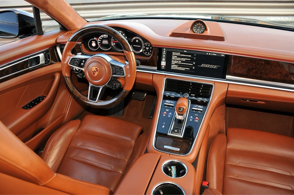 Porsche Panamera Turbo 4.0i 549CP/Pano/Matrix/Night/Ventilatie/Tableta