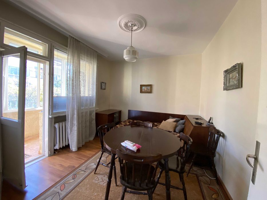 Продава се Четиристаен апартамент в Русе, Възраждане - 94 кв.м за 1373 €/кв.м - Снимка #2
