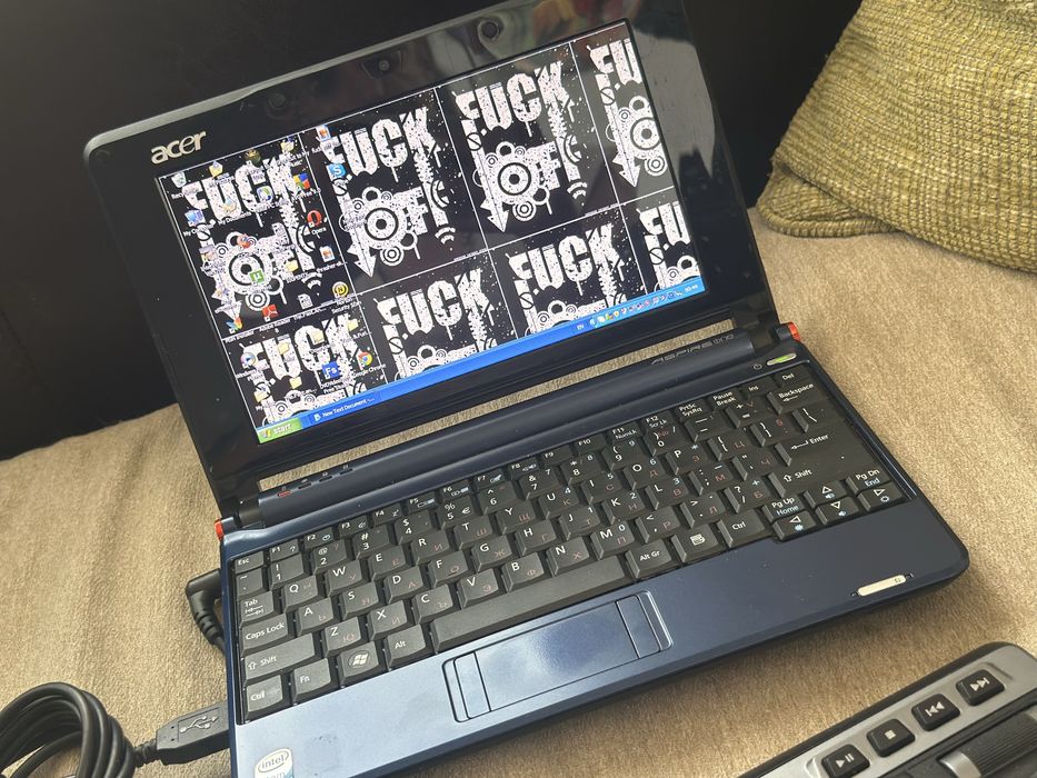 Acer Aspire One Лаптоп