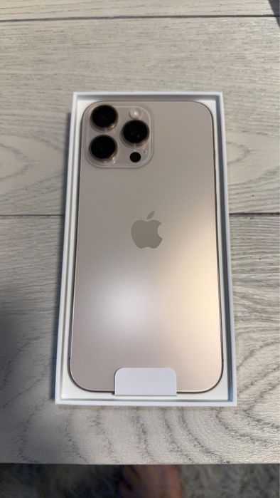 iPhone 16 pro max dual Sim 256