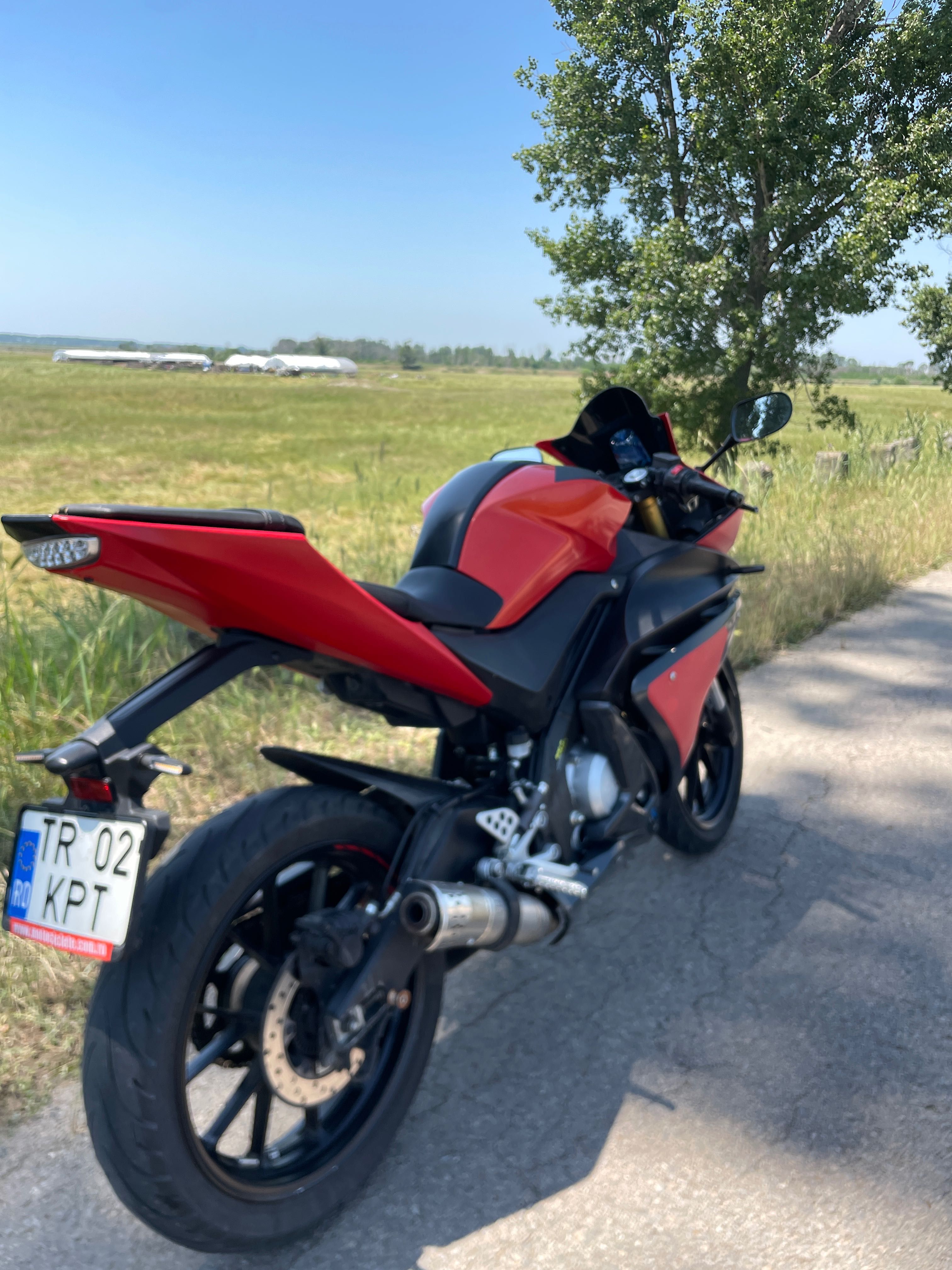 Yamaha YZF R125 2016