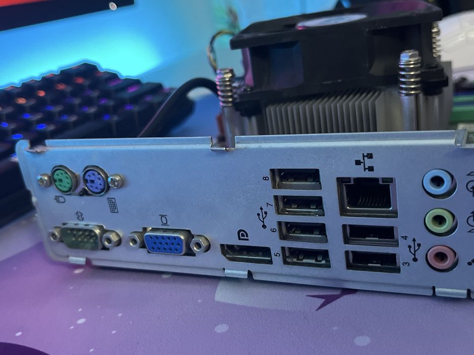 Vand kit placa de baza + procesor i5 2500